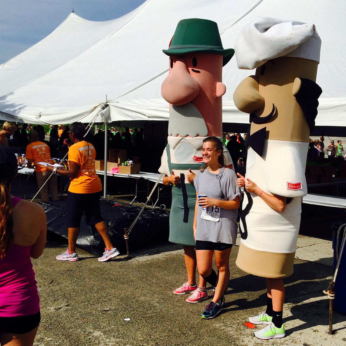 TechItBack's tweet image. #TIBWeekend: @IntraLinkGlobal Comm. Manager Caroline likes to #TechItBack by running in 5Ks! How do YOU #TechItBack?
