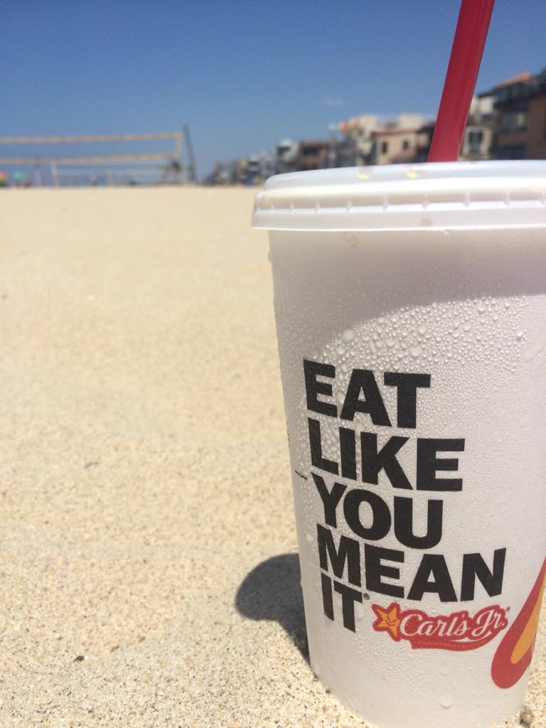 __meli_mel's tweet photo. Just another day at work. I'm clocking in hours for the perfect summer tan. #BeachBum http://t.co/BXZZUqj1YJ