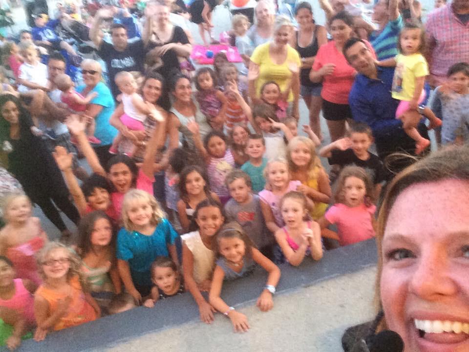 Shellzando's tweet image. It's a kiddipalloosa with Darlene Grahm at Jones Beach bandshell ! Tuesday Night 7pm!