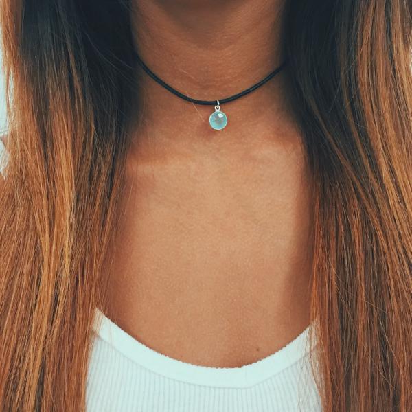 NotGirlyThingss's tweet image. new chokers at stargazejewelry.com :)

use promo code 'sns' for a discount on ur whole order!