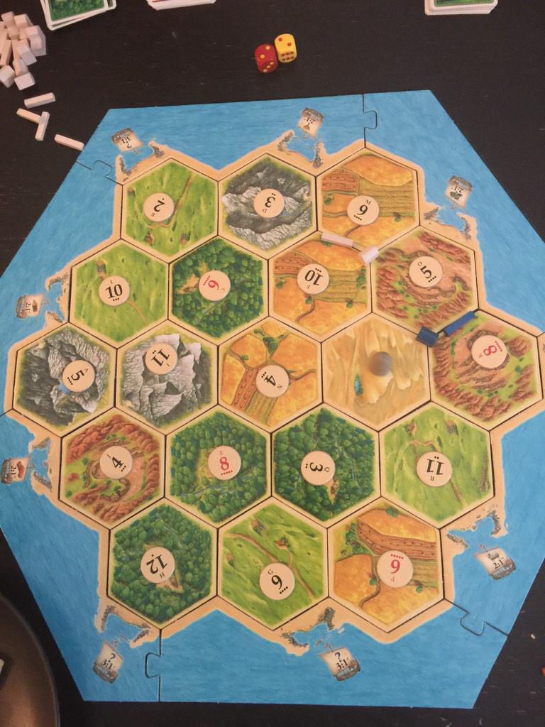 DWBenefield's tweet photo. Snake order 3 handed, optimal 2 spots for player 3? http://t.co/y2kh40yBWx