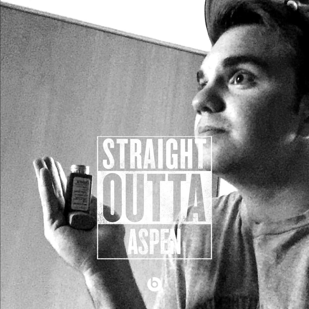 BeauBurckhart's tweet photo. How thug are you all? #toothug #StraightOutta #whitepeopleland http://t.co/TUmurM9b3C