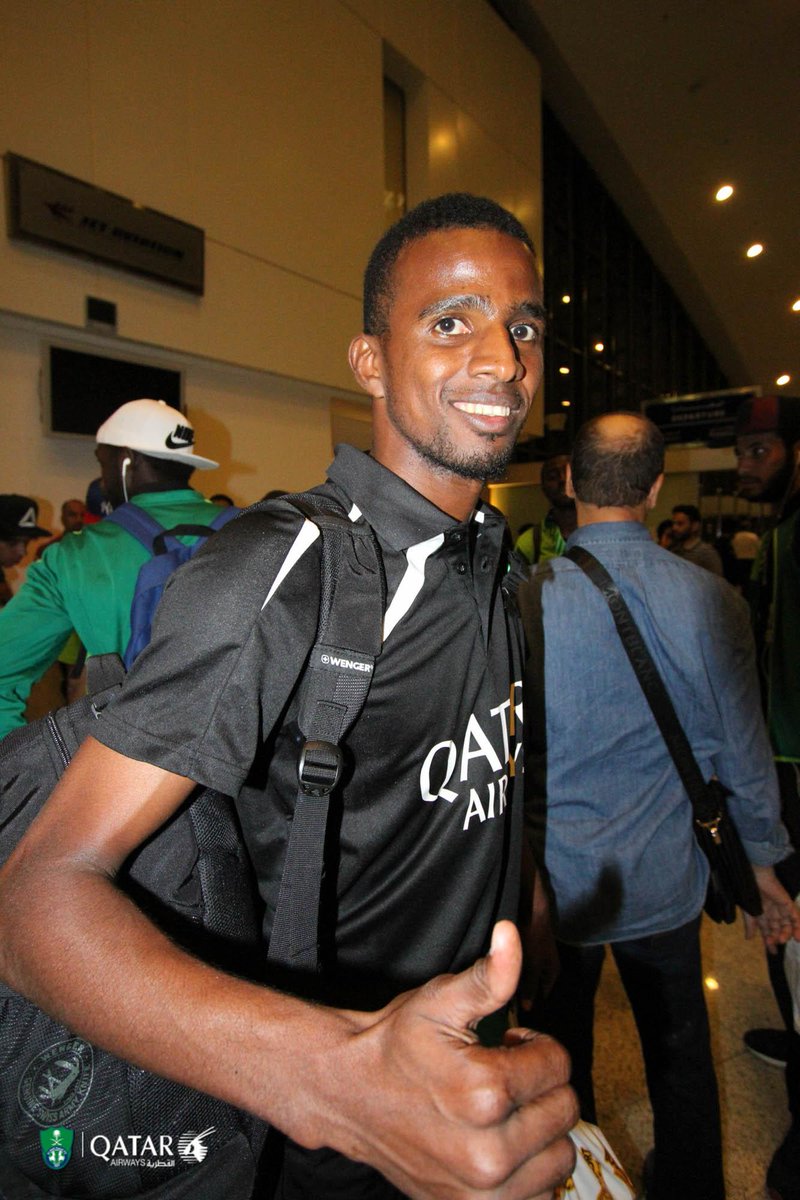 ALAHLI_FC's tweet photo. صور وصول بعثة الفريق الأول الى جدة http://t.co/kuyYny0qdJ