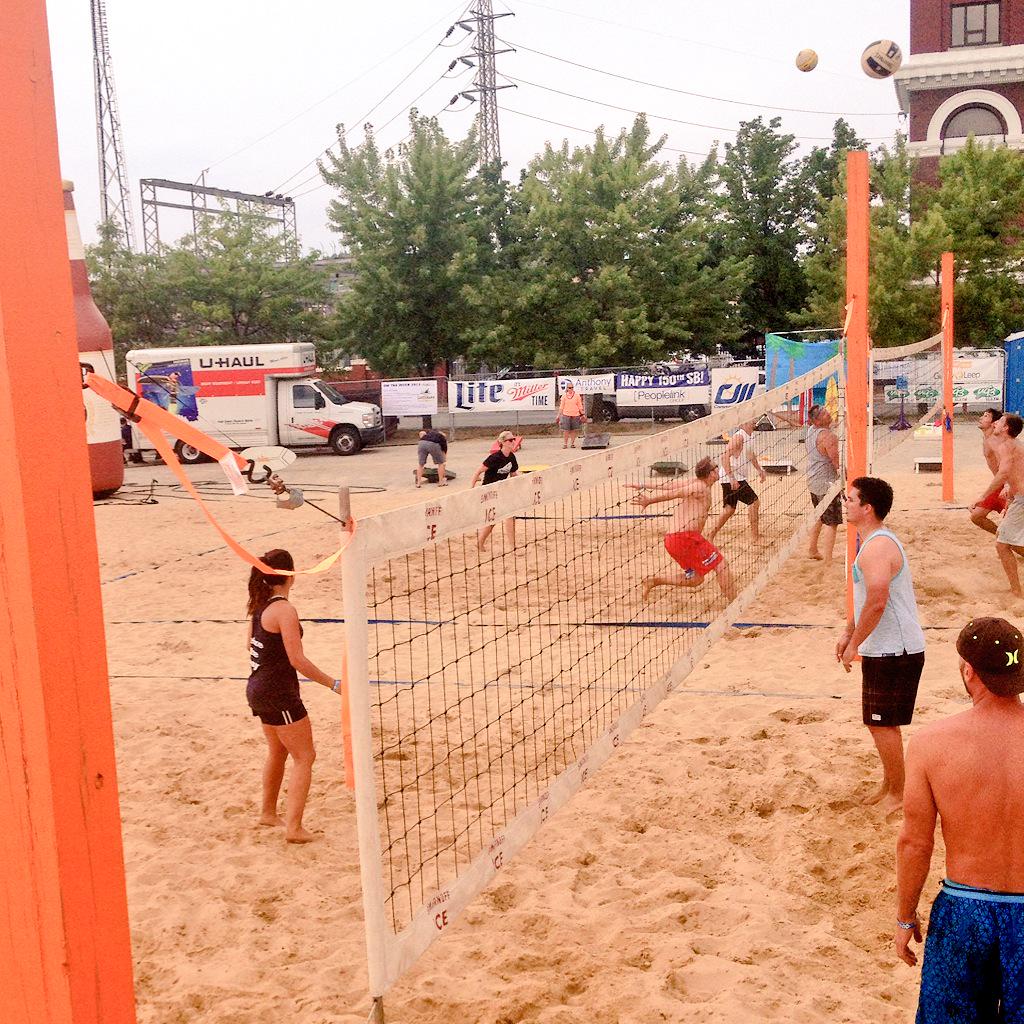 ontheriverfest's tweet photo. Bump, set, spike! Our 4v4 and 6v6 volleyball tourneys are underway here at #OTR2015 21+ Beach Bash http://t.co/gUdyFqqyp1