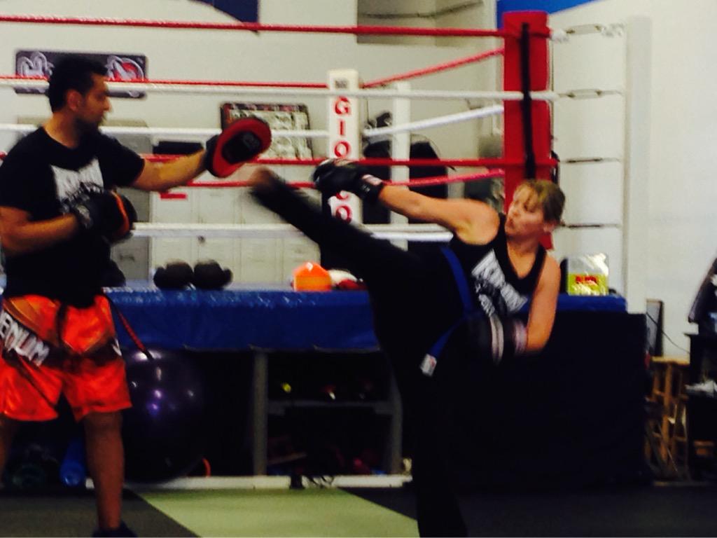 ClaudsV15's tweet photo. Kicked some ass at my kickboxing grading today @KBoneMMA another belt higher. http://t.co/IsC8AXKtkm