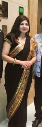 AlkaYagnikFan_C's tweet photo. #Gorgeous Queen <3 #LookingSoPretty :*
performance by Our Melody Queen #Alkayagnik for ICAI Indore… @thealkayagnik http://t.co/twIjr1VVbd