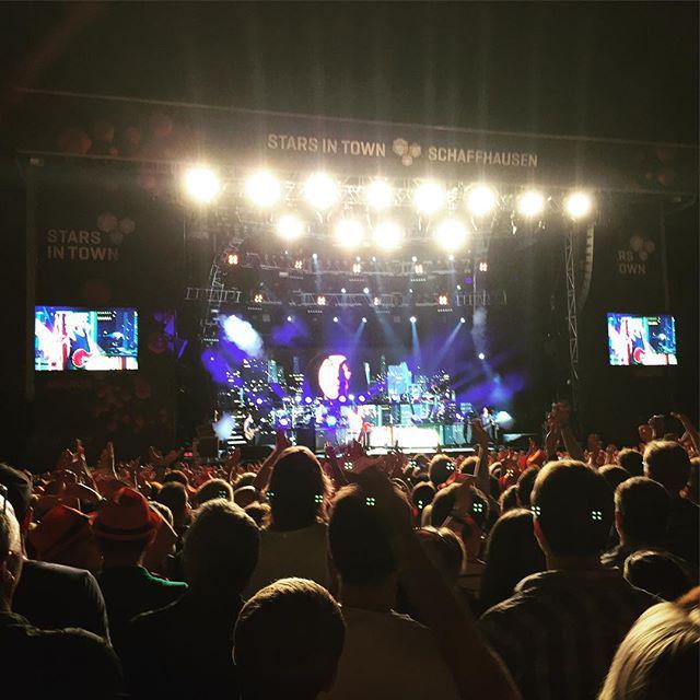 SanScalco's tweet image. #abschluss @stars_in_town #schaffhausen #herrenacker #sunriseavenue ift.tt/1PdFggv