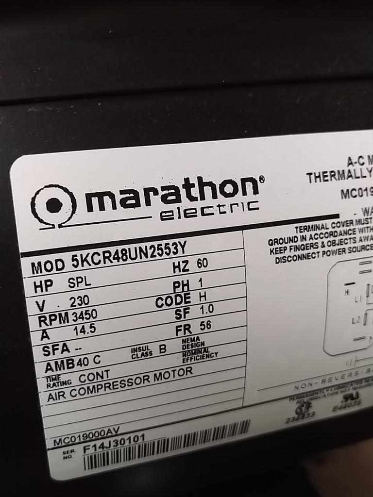 Kerze007's tweet photo. Desde hace días hasta en los lugares menos pensados me encuentro esa palabra!!! #vamospor42.195km @RunAndRunTeam http://t.co/CdtBV9OIqj