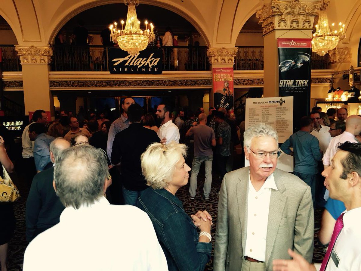 jborgenicht's tweet photo. Halfway through the #BOMSLC http://t.co/iKn6ytrSxA