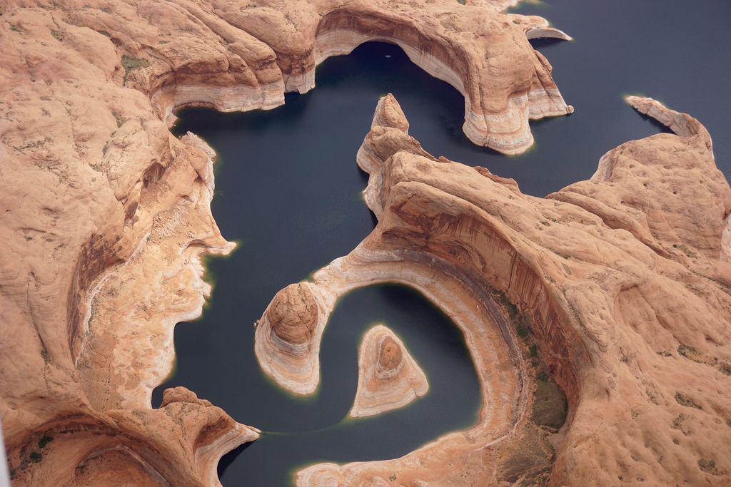 tripology's tweet image. #Tributary to Lake Powell | Bullfrog, Utah [6000 × 4000] [OC] #ttot #travelpics #travel bit.ly/upsurger