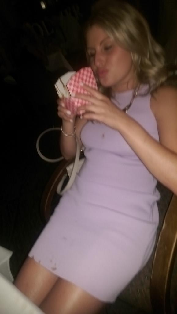 ecezzy's tweet image. #jonandjustine2015 #justalittlegravy