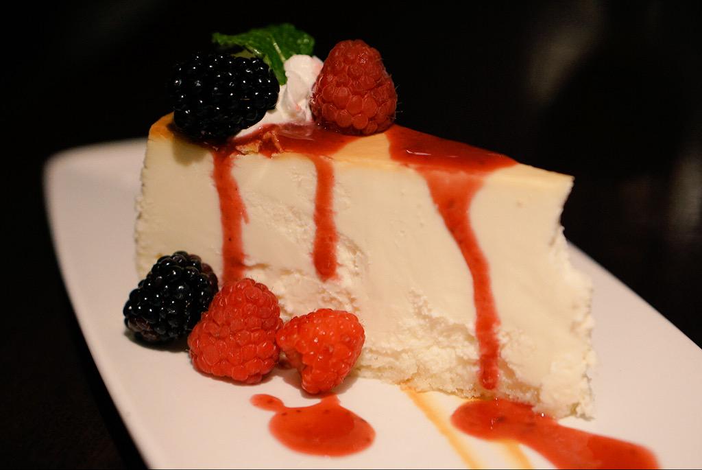koryaversa's tweet photo. Sorry. Not sorry. NY cheesecake at #pacificprime @VFCasinoResort #vfcr #sweettooth w @iPhillyChitChat http://t.co/ro9qNcVcoK