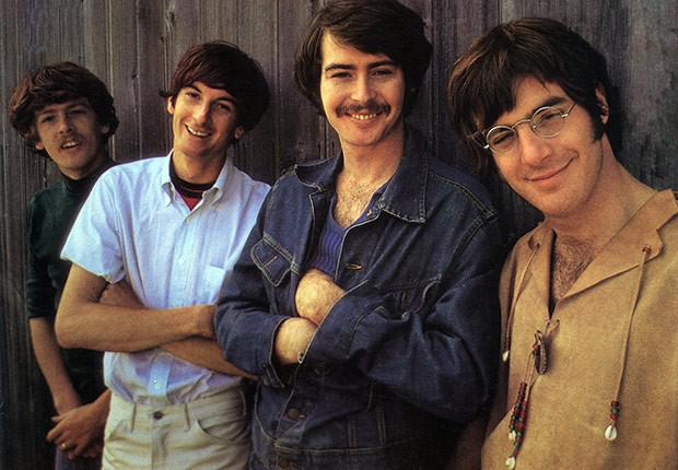 SpoonfulCats's tweet photo. California-countrified in the late 60s (clothing-wise, that is) -- another pic from the #everythingplaying daze http://t.co/CxPKUTu6qa