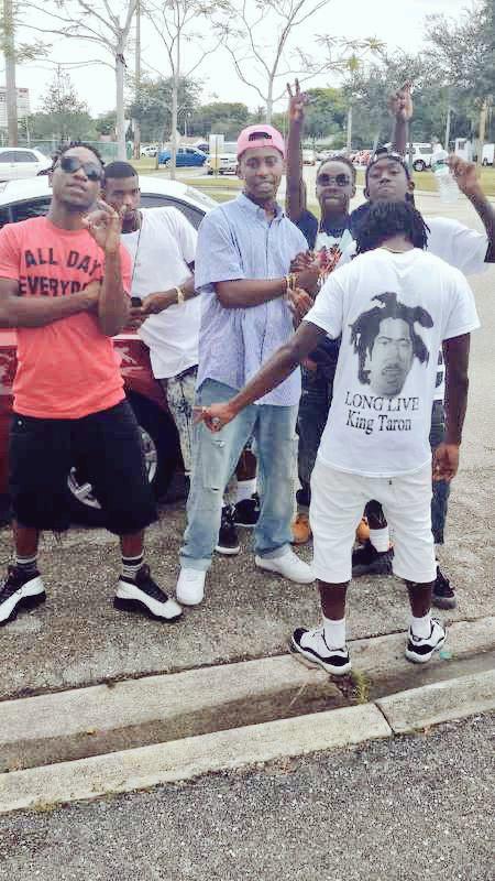 O4_dantheman's tweet photo. R.I.p King taron 💯👑
#longlivetaron http://t.co/RLvm0fsZbx