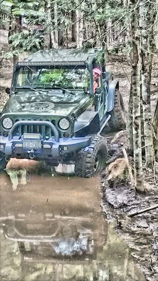 Stacey showing us how it is done!  Check out Off-road Up-fitters on facebook!
