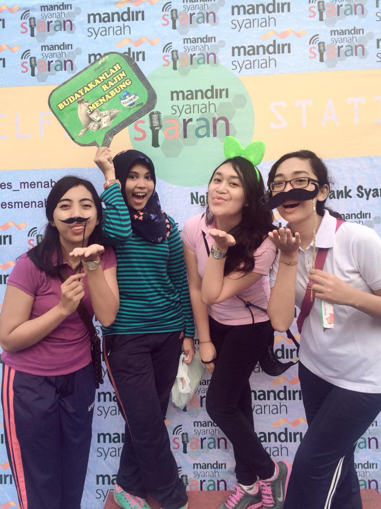 dayusinta's tweet photo. wefieeee 😆 smoga menang! @sukses_menabung #BSMsiaranBali http://t.co/3u2QF3UFyr