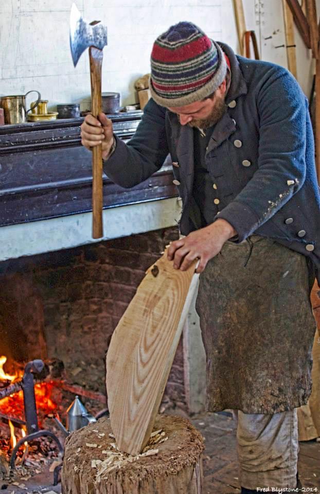 HistoryKnits's tweet image. Repro "Dutch cap" hard at work @colonialwmsburg. Based on @rijksmuseum original. Enjoy, @2nerdyhistgirls!