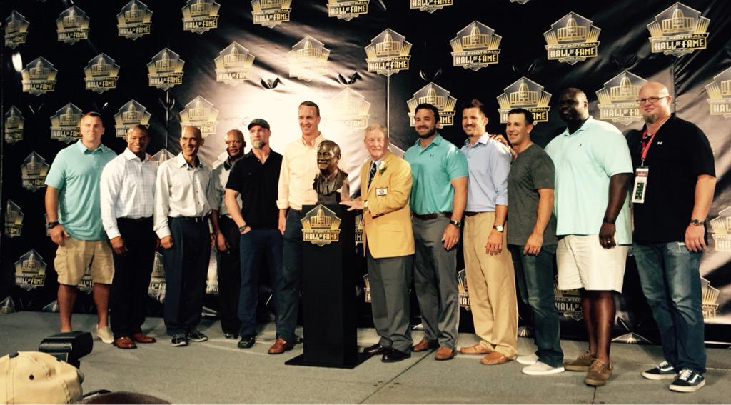 CL7bk5_UAAEDO2k.jpg:large