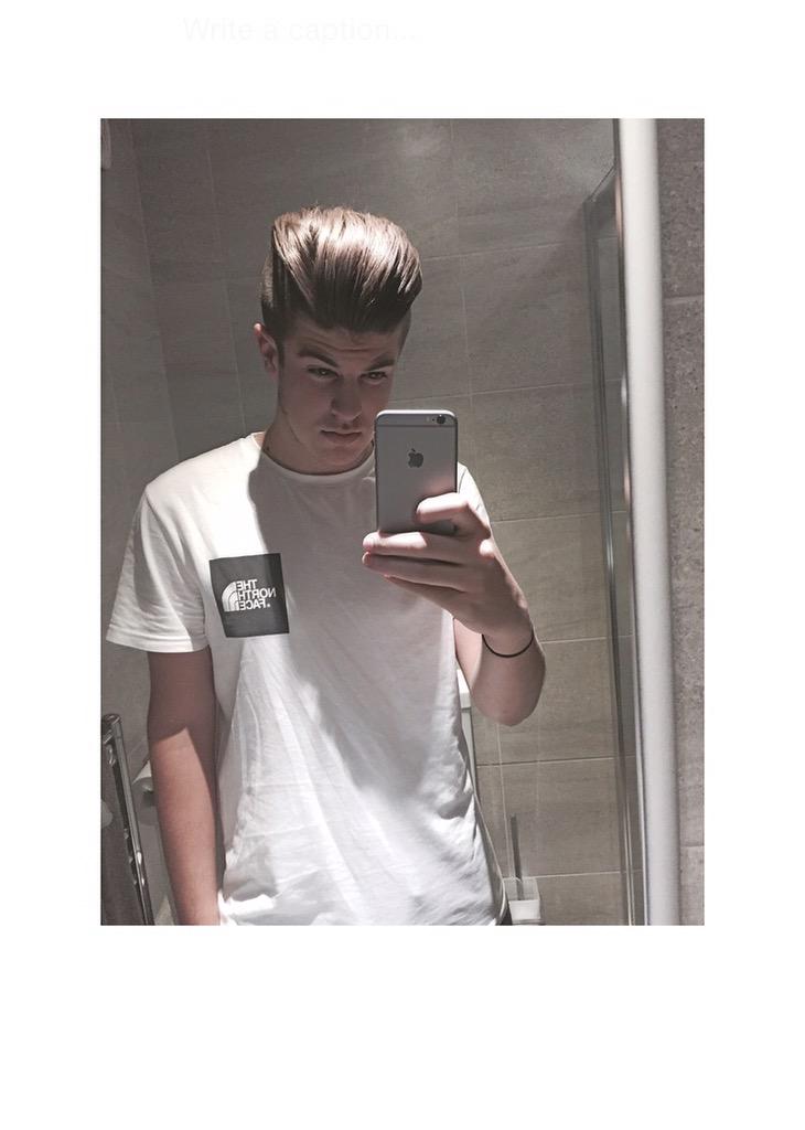 ElliswalkerYT's tweet image. 😎😎😎