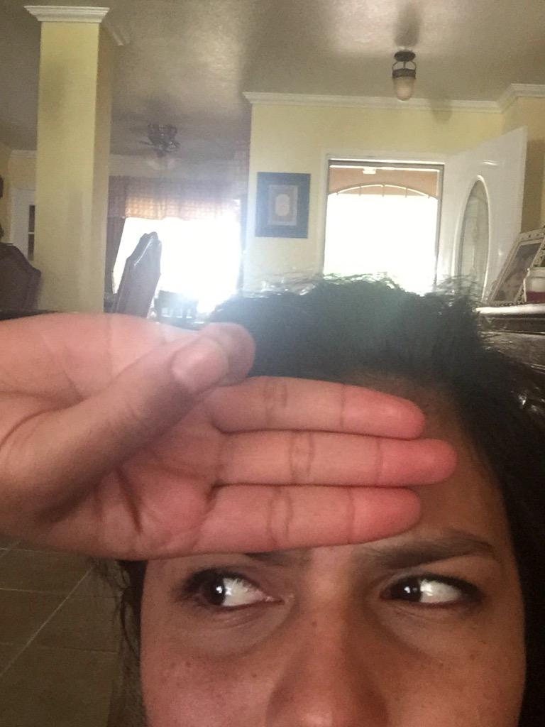 DesereeDiaz's tweet image. @AmberJ3lly bitch where #3head