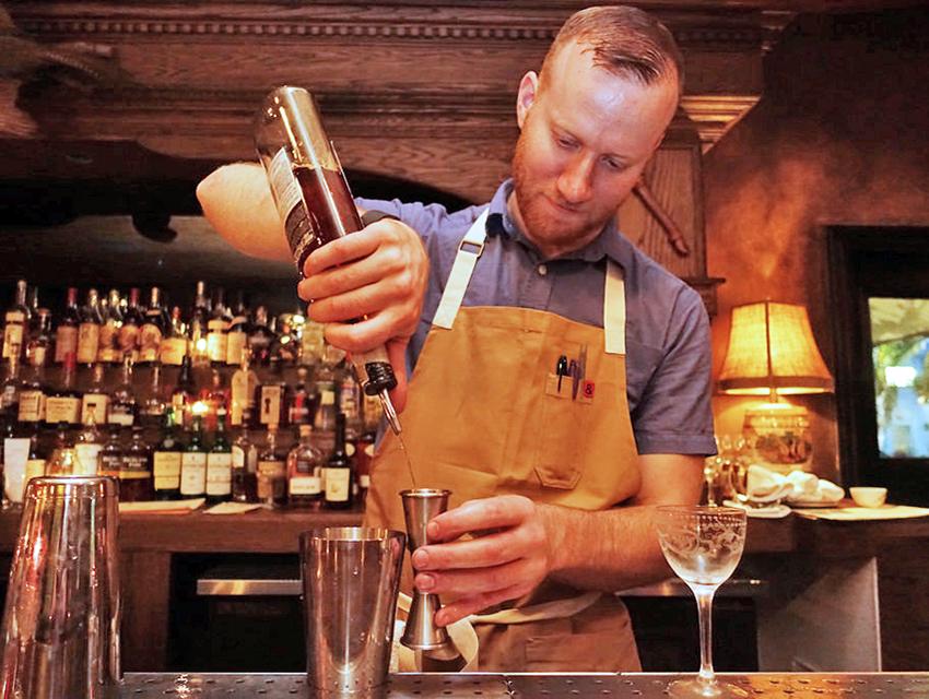 CaroPardilla's tweet photo. Have you checked out @HatchetHall's Old Man Bar yet? @cappystirs did the cocktails! http://t.co/CxH9j1RhWO http://t.co/w5STMkX41Y