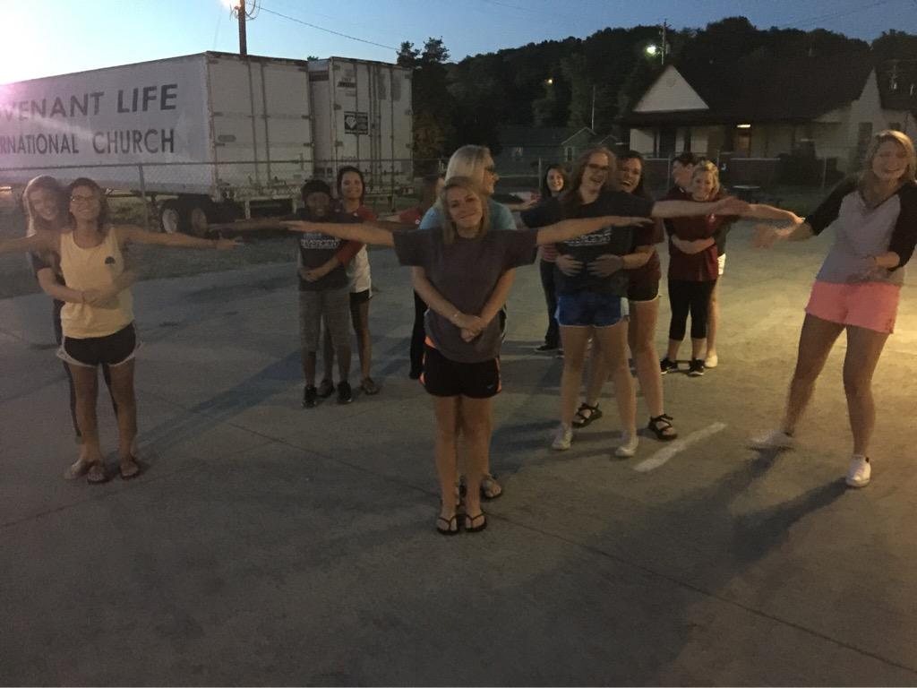 kbaird_13's tweet photo. Had so much fun last night. @DeeEazzy #CLYouth http://t.co/TQAn9d646C
