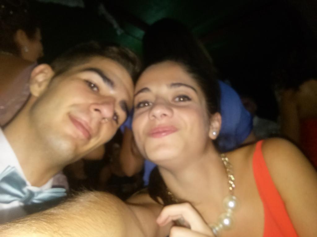mayttee97's tweet photo. la gente en el dreambeach mientras tanto nosotros....... DE BOAAAA!! http://t.co/9wLHUsoZSR