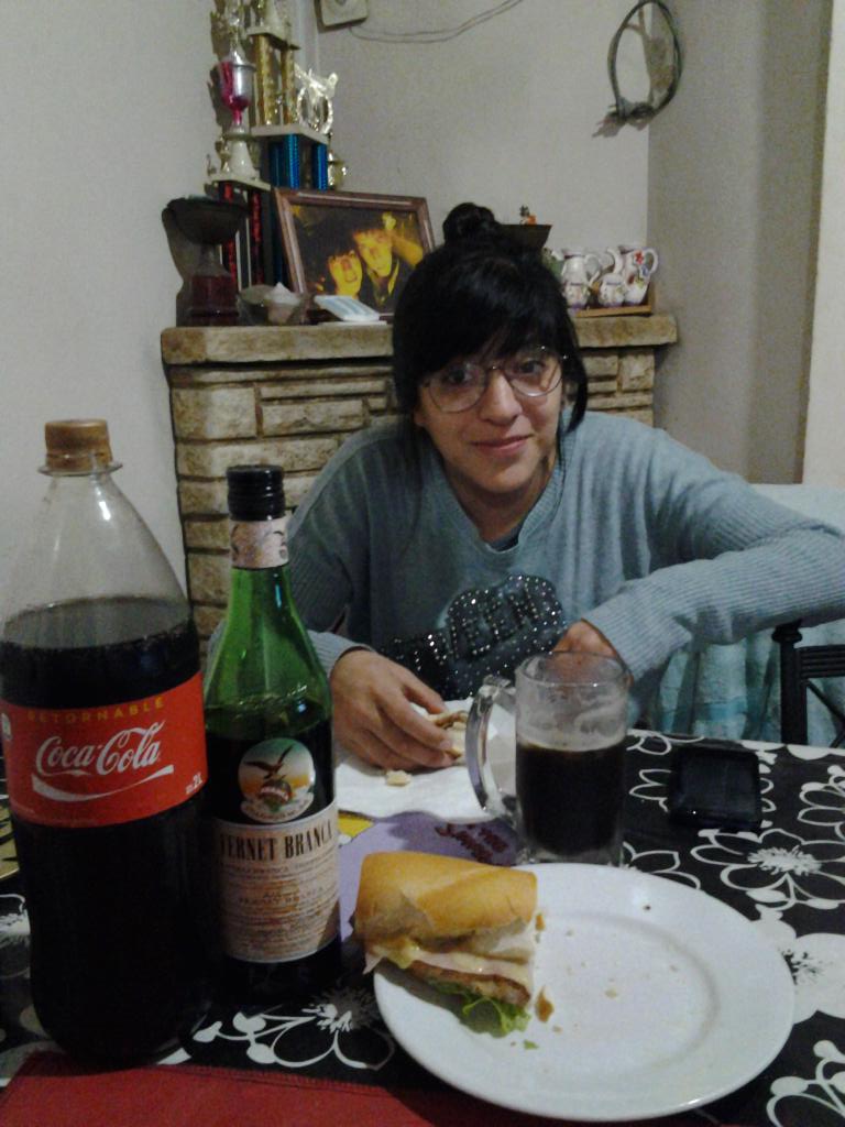 CepiRene's tweet photo. Esperando el las paso http://t.co/eaqKBBD0iF