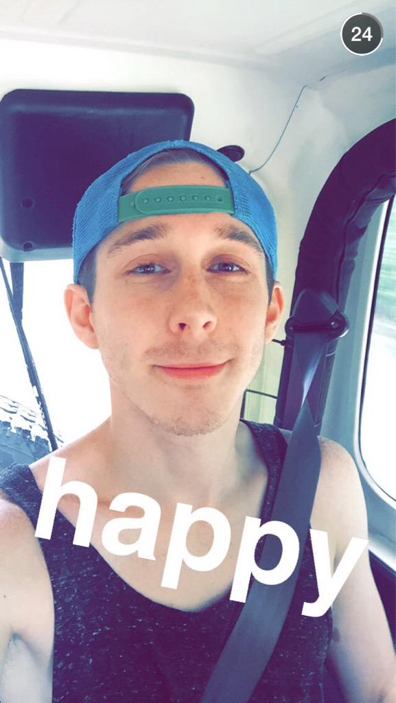 HypedAbe's tweet image. This makes me so happy that I can&apos;t even explain 💖 #WECHOOSESDK