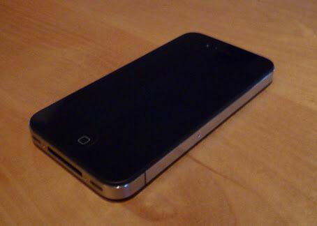 Dijual/Tukar tambah iPhone 4 16gb Original kondisi mulus, iCloud aman Berminat ? Mention/sms 081991484820 <a href="/fjbbangka/">Jual Beli Bangka</a>