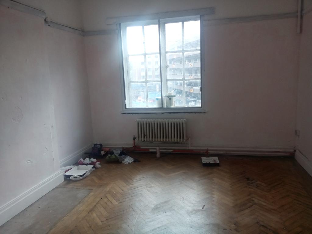 pausecollective's tweet image. It needs another layer of paint and some furniture, but we now have a studio! #movingonup