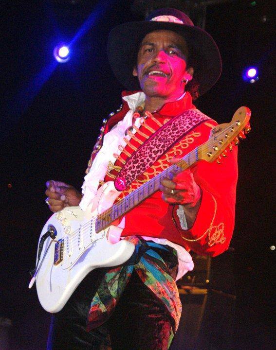 Abu Dhabi Nightlife tweet media