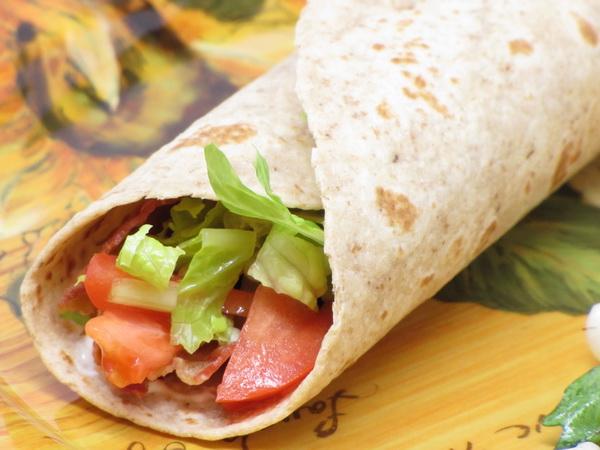 __Byte_'s tweet image. Tired of queuing for food? Check out our new app