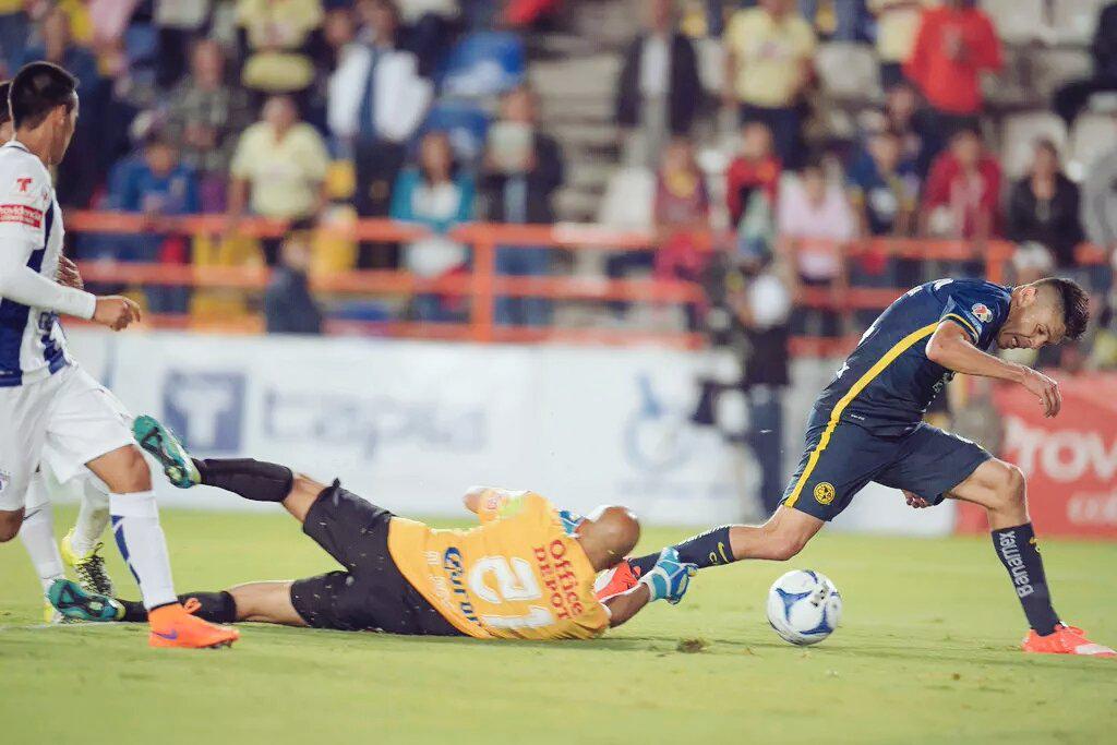 OribePeralta's tweet photo. Lo importante no es el doblete ni los tres puntos. Lo importante es que el equipo está cada vez mejor. #VamosAmérica http://t.co/PoO02rjjB0