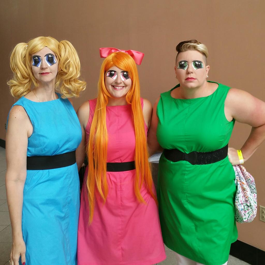 MindyInProgress's tweet photo. #fandomfest #fandomfest2015 http://t.co/7FhTALufiv