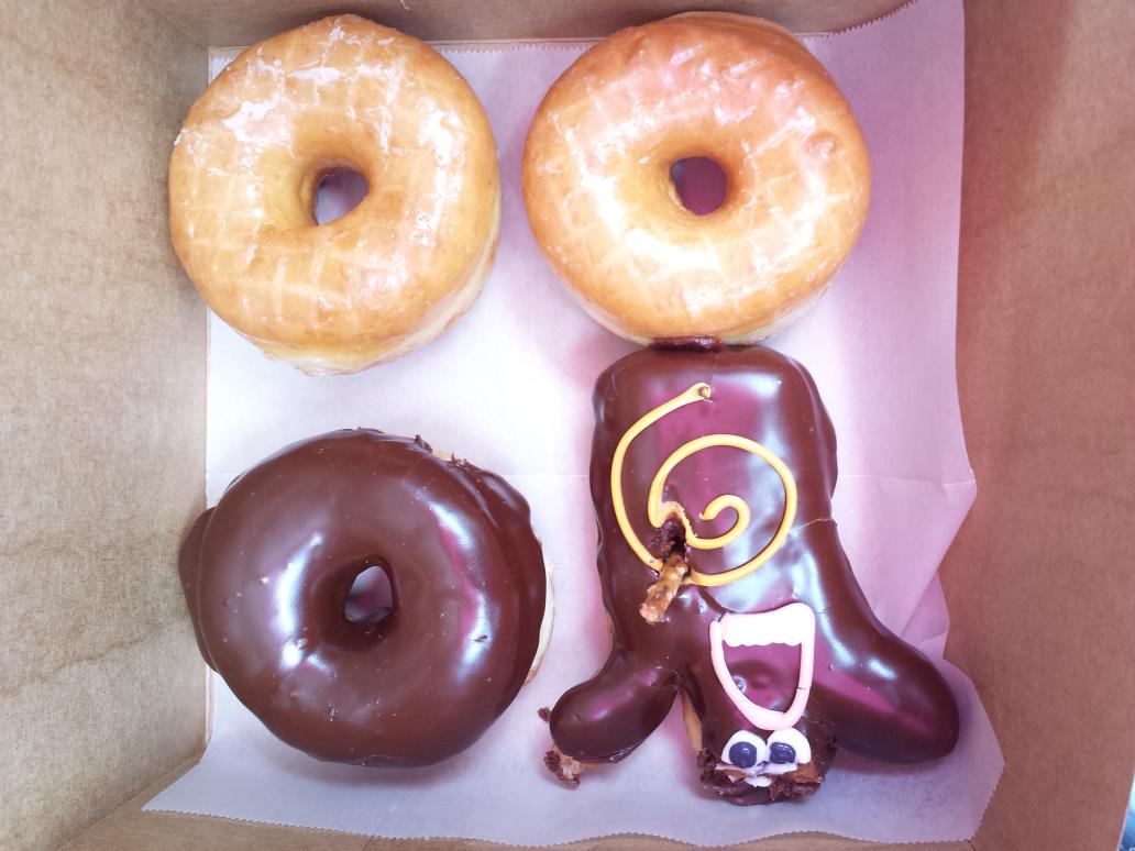 JorgeM_Ramos's tweet photo. @VoodooDoughnut delicious! �� http://t.co/Nk0BcrGhFU