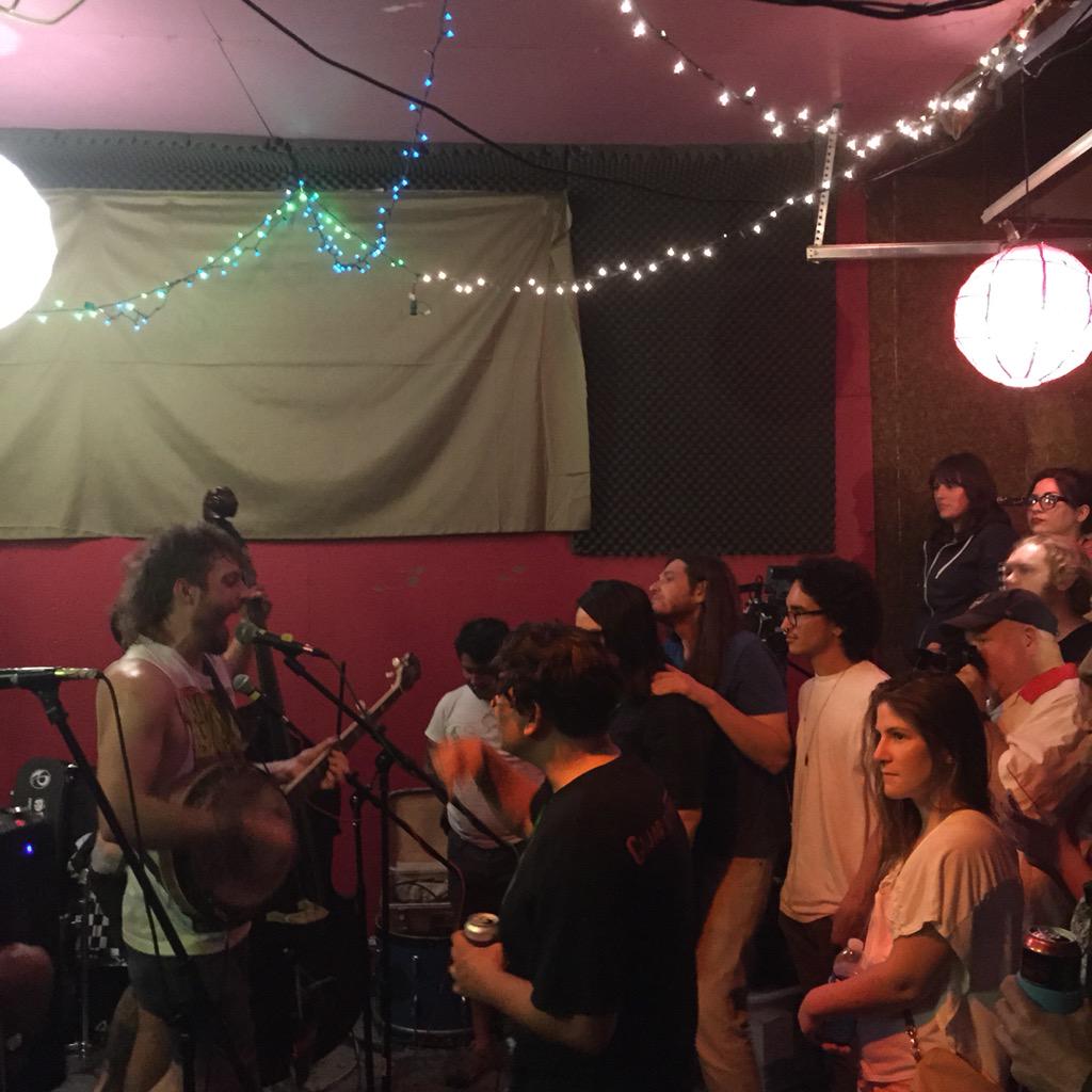 twotsinapodcast's tweet photo. And as expected, The Manx are CRUSHING IT at #schlitzapalooza http://t.co/3PuIKNpTUS