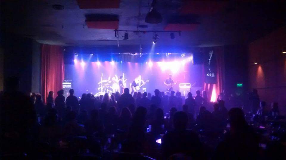 obsRock's tweet photo. Gracias por tanto cariñooooo! Fue una fecha hermosa #buenasnoches lleguen bien a sus hogares cc @HeartlessARG #zfuck http://t.co/BYI5k4w1XV