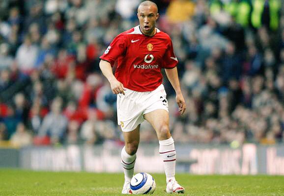Happy Birthday to former France and Manchester Utd defender, Mikaël Silvestre, who is 38 today! 