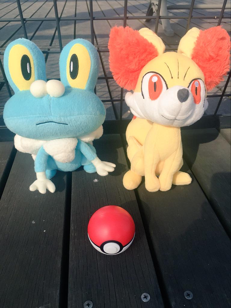 Azu かんなちゃんとポケモンxyしてきたー 念願のポケモン カルセレー T T 久々のコスプレでメイク迷子すぎたけど楽しかったしほっこりすることもあったし幸せな時間でした W Http T Co U4cvfdicui