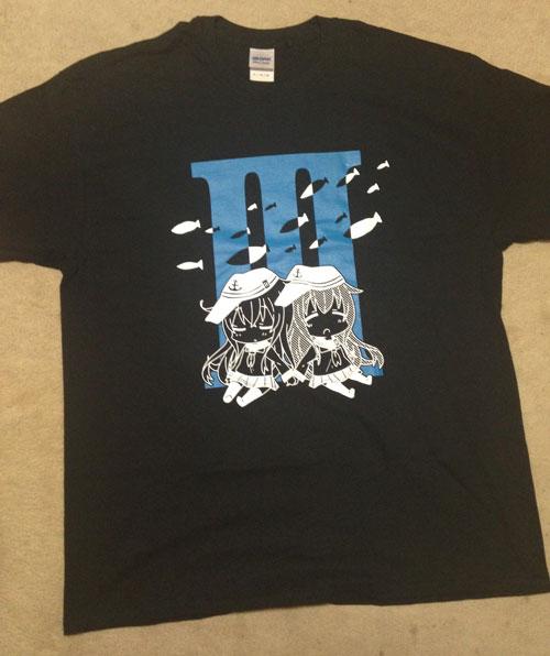 コミケでひびあかTシャツ出します!響と暁が寄り添って眠っている絵柄です。よろしゅう…! 