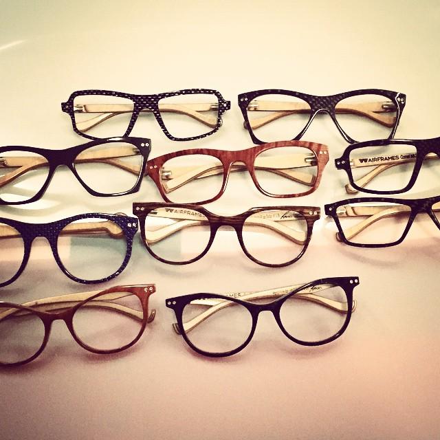 airframes_rosco's tweet image. Coupla pairs to photograph! #airframes #eachpairunique #carbonfibre #carbonframes #woodenframes