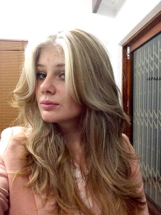 Angelique_J_11's tweet photo. New hair 😁 #dontcare http://t.co/Ui7VM1Y3uU