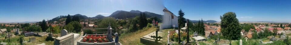 Szikkim's tweet photo. Négyfalu - mára 30ezres,sok felejtettem miatt rengeteg templom. (@ Săcele in Săcele, Brașov) https://t.co/PD5FD5yHDS http://t.co/AXF8Siy0mE