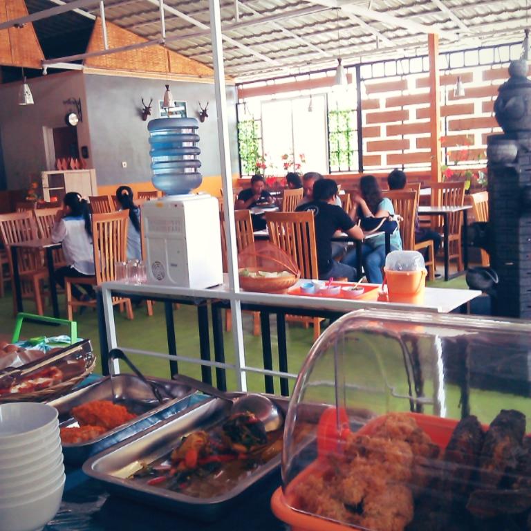 Hayuk segera mampir.. menu paket cm 10rb dah sama minumnya.. <a href="/EDM_MLG/">EDM Malang</a> <a href="/gebyzherro/">Geby Zero</a> <a href="/infoUB/">IG - LINE : infoub</a> <a href="/infomalangraya/">Info Malang Raya</a>