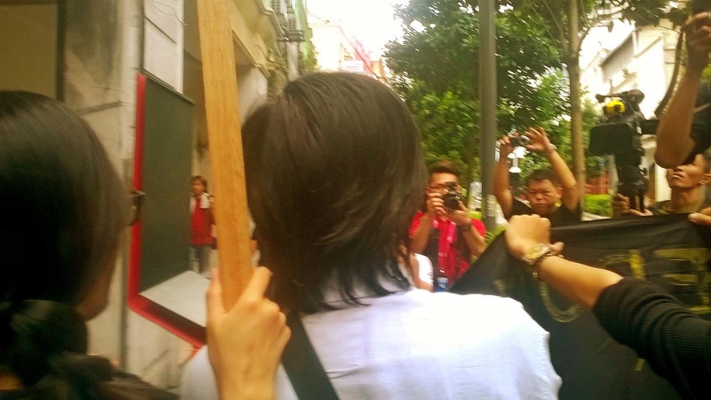 LeeSlimShady's tweet image. March over the barred @fathiarisomar @boosulyn @AtTheEdgeMsia #AtTheEdge #MediaProtest #808 #1MDB