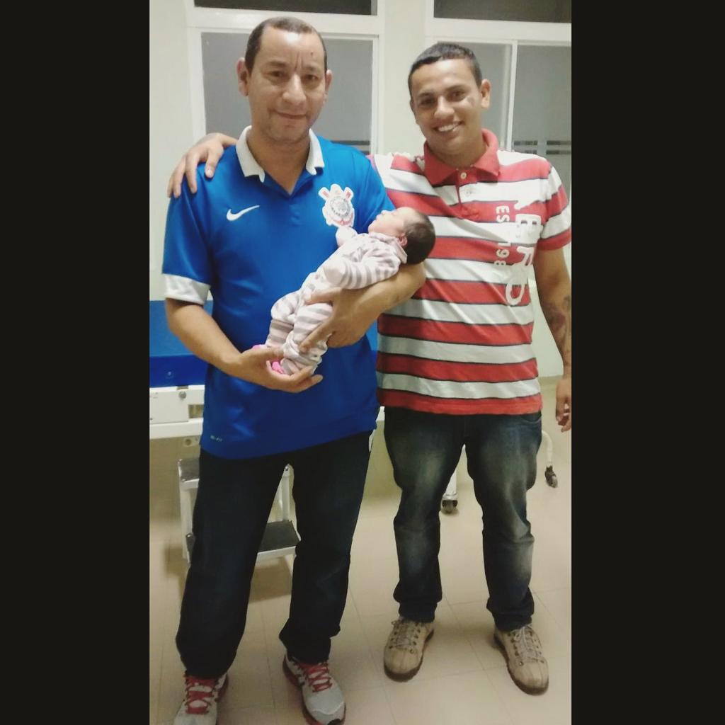 _LeonardoMarley's tweet photo. Tamo junto até o fim meu guerreiro.. Feliz dia dos pais pra nois, ti amo..! 💞 http://t.co/ArwNmxjyED