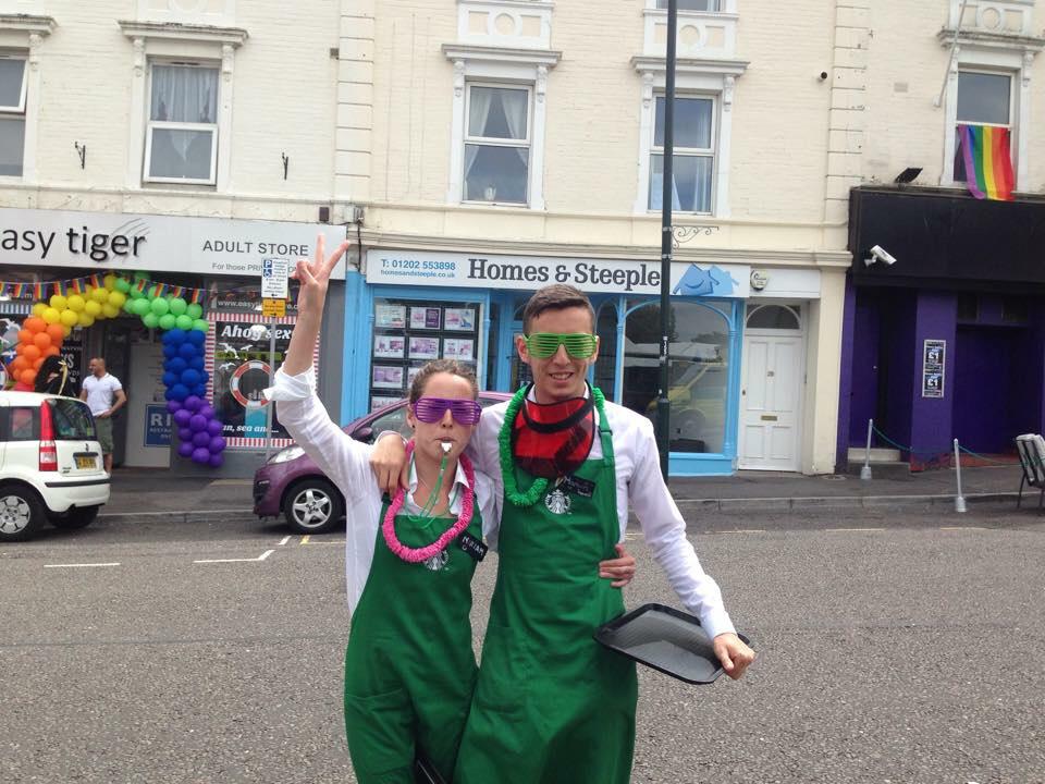 Sbux_triangle's tweet photo. Get your summer started with team triangle #Bournemouth #thetriangle 
#fun #silly #summer http://t.co/1irtqdzJEq