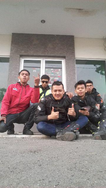 Kini bagian dari RnC berada di kota cirebon...