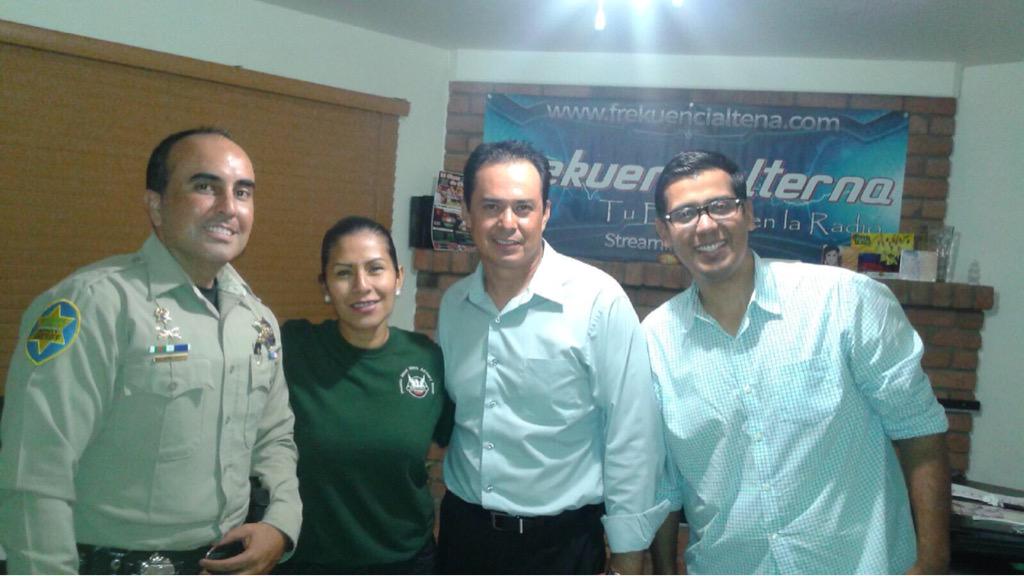 MCSOCommunity's tweet photo. Last week Deputy Martinez was on the Internet Radio Station Frekuencialterna to talk about the Sheriff’s Office. http://t.co/pemjtSumXS